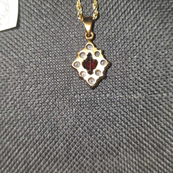 Certificate of authenticity Gold necklace/chain (16") w/ garnet & crystal charm. - Picture 2 of 6
